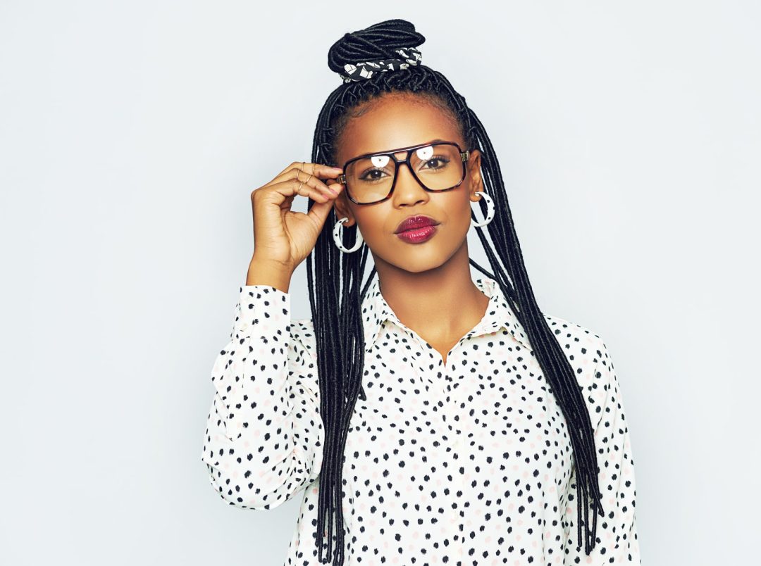 fashionable-black-woman-wearing-glasses-48B69MS.jpg